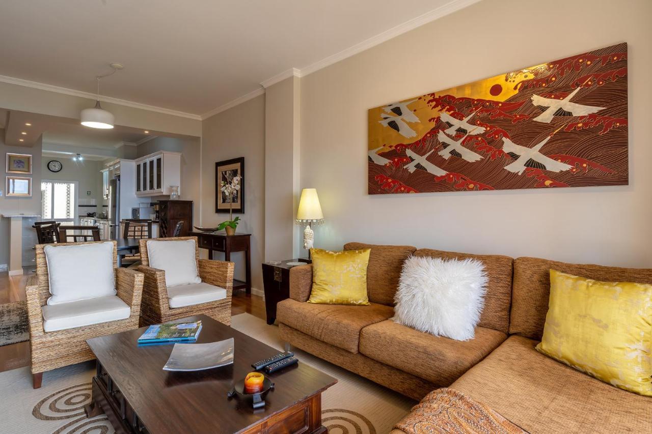 Stylish Apartment With Balcony And Amazing Views Over Funchal And The Sea Funchal (Madeira) Exterior foto