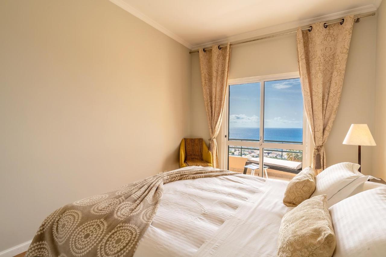 Stylish Apartment With Balcony And Amazing Views Over Funchal And The Sea Funchal (Madeira) Exterior foto