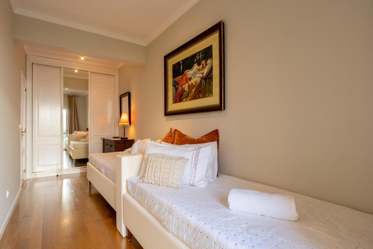 Stylish Apartment With Balcony And Amazing Views Over Funchal And The Sea Funchal (Madeira) Exterior foto