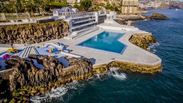 Stylish Apartment With Balcony And Amazing Views Over Funchal And The Sea Funchal (Madeira) Exterior foto