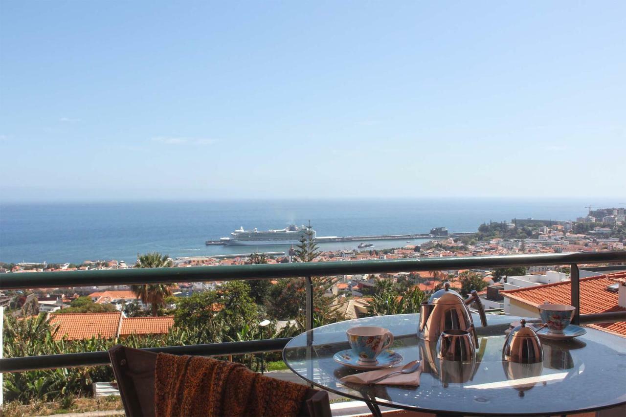 Stylish Apartment With Balcony And Amazing Views Over Funchal And The Sea Funchal (Madeira) Exterior foto